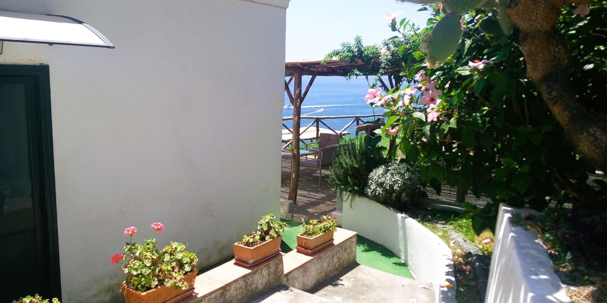 Ferienwohnung Sea Breeze House Amalfi Exterior foto
