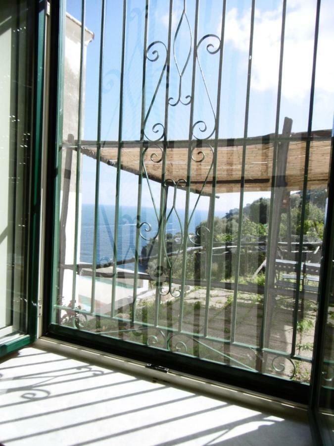 Ferienwohnung Sea Breeze House Amalfi Exterior foto